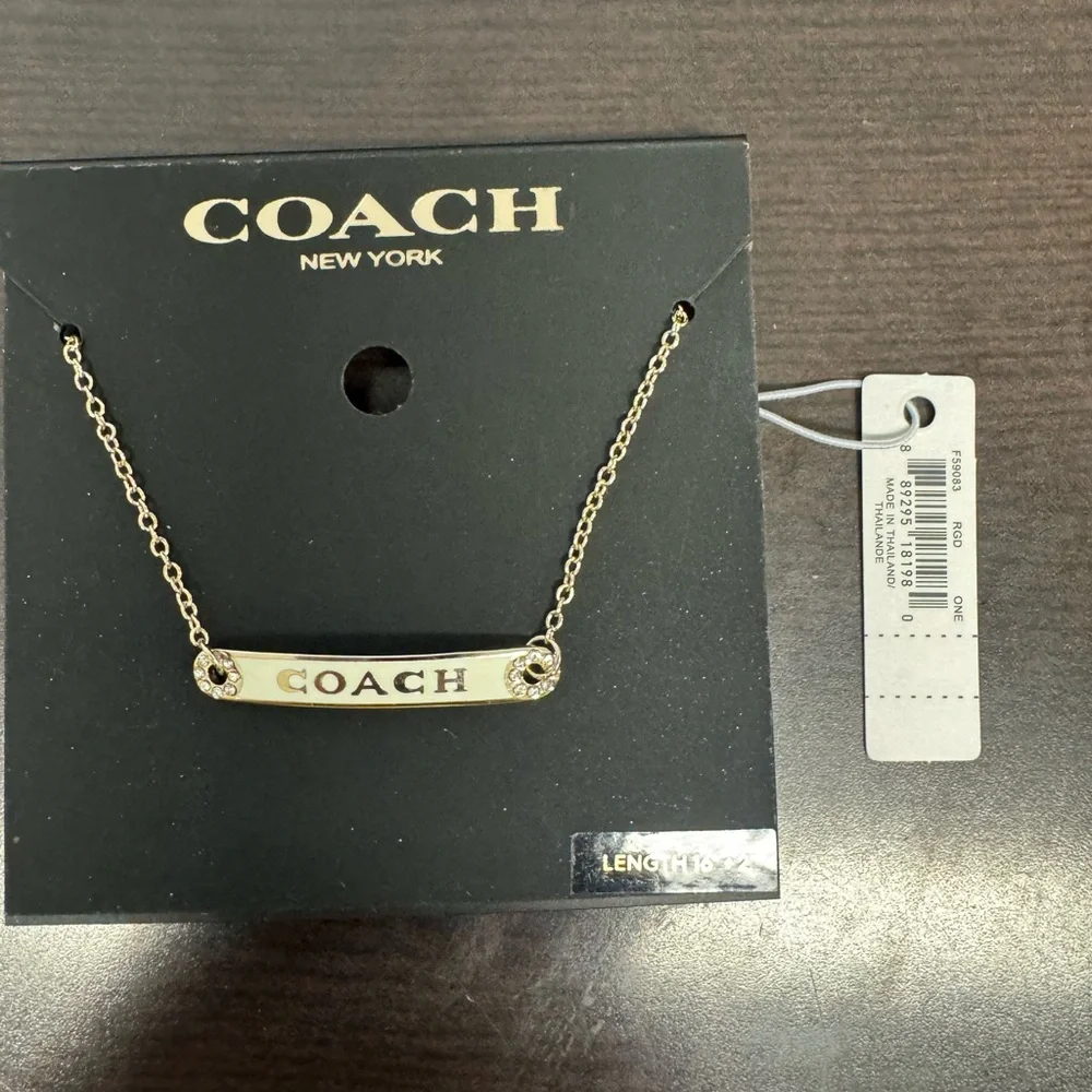 Coach ID Look Slide Closer Gold Colored Bracelet-New - Picture 4 of 9